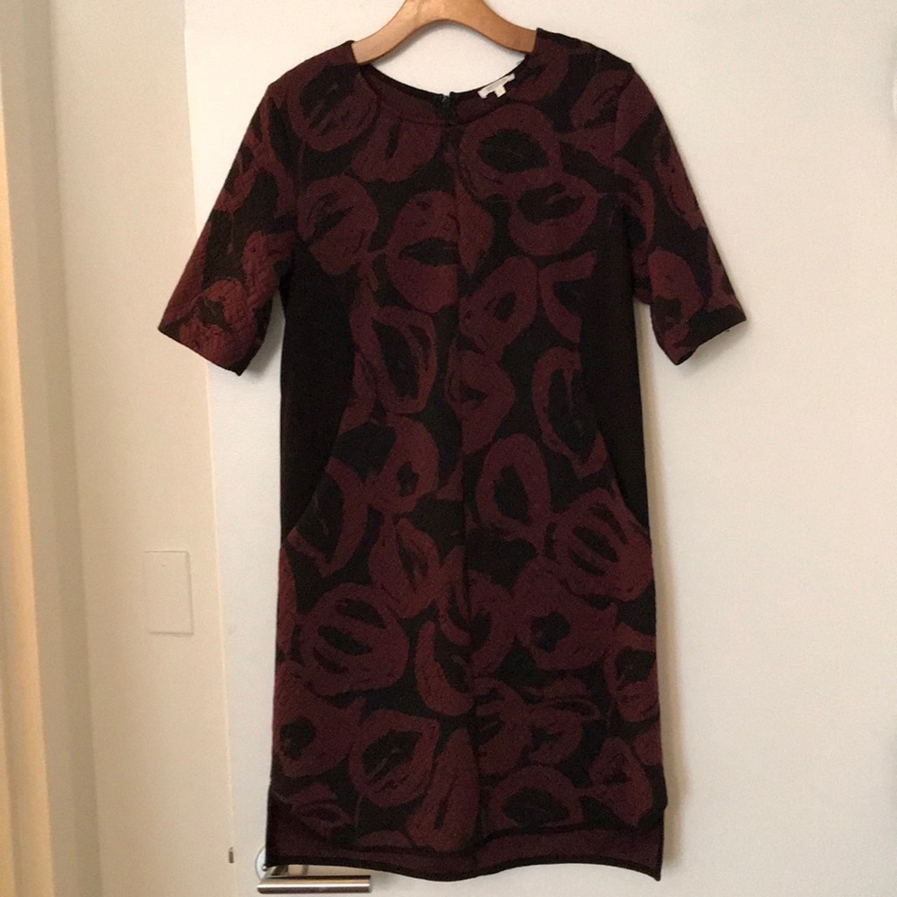 Weston size L dress with pockets